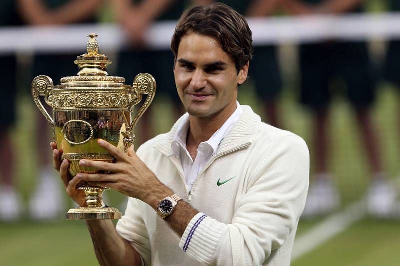 Roger Federer wins his 17th Grand Slam title at 2012 Wimbledon